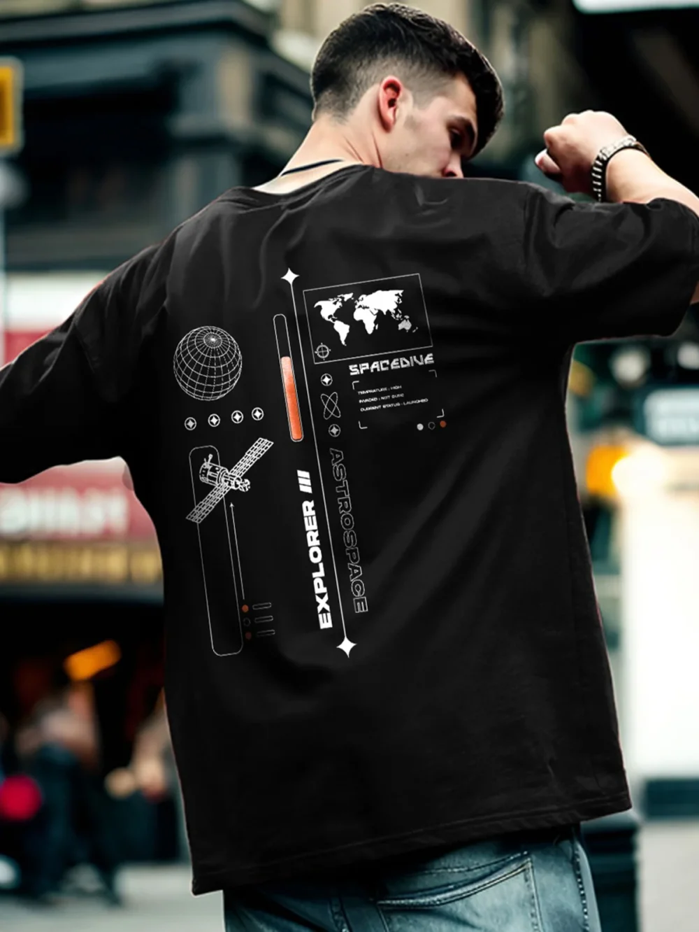 Satellite Seeker Oversized T-Shirt
